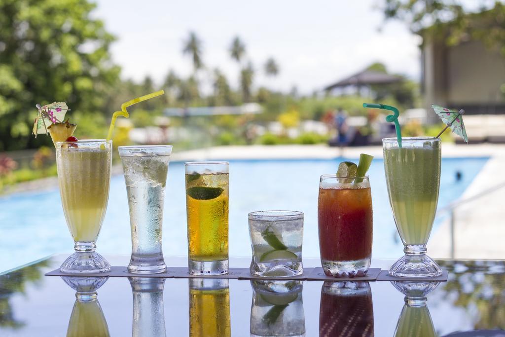 Crossroads Hotel Lae Omili Zewnętrze zdjęcie
