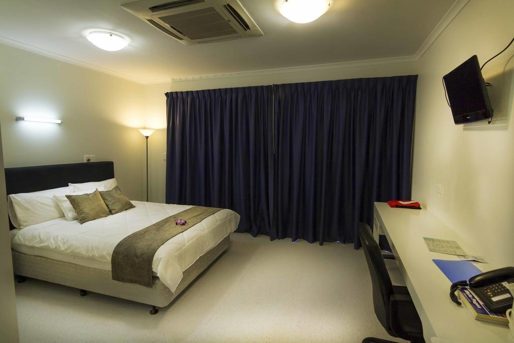 Crossroads Hotel Lae Omili Zewnętrze zdjęcie